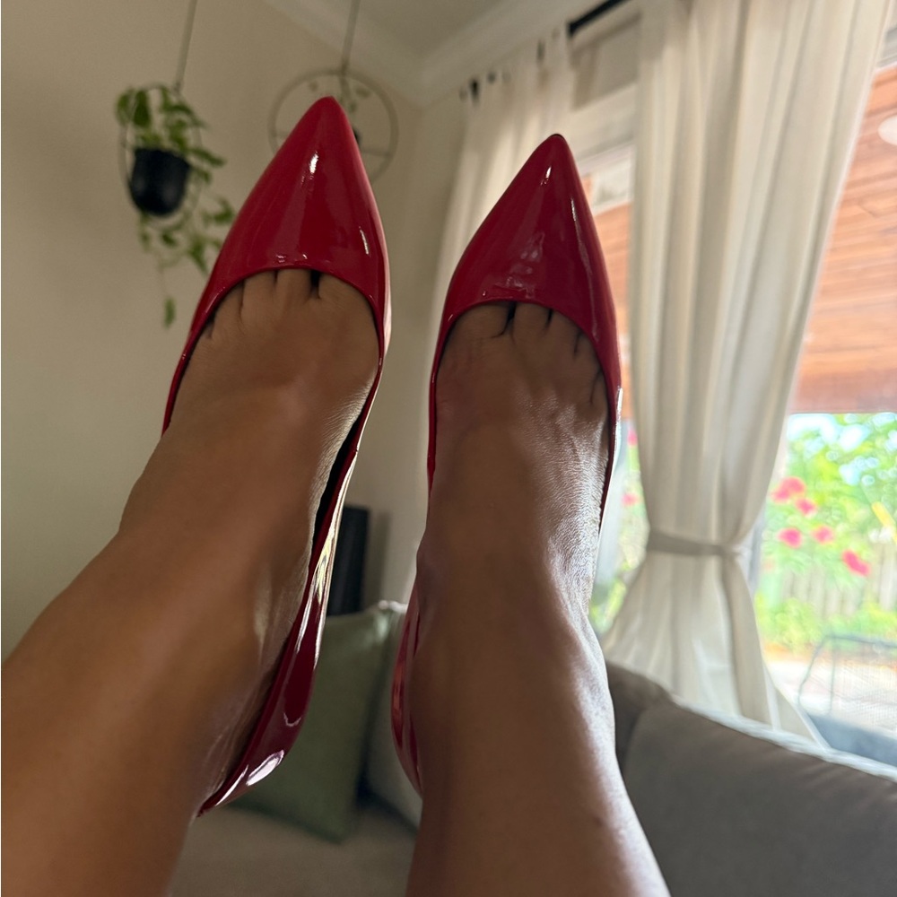 Brian Atwood BFDesire Red Patent Leather Heels – Size 7.5 - Picture 2 of 8